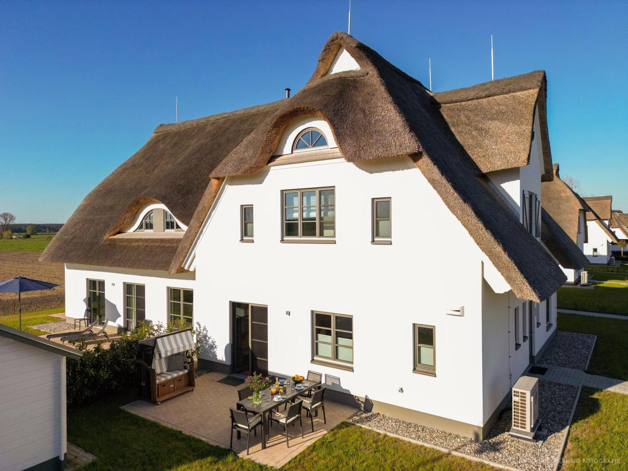 Вилла Inseldomizil Stolpe - Urlaub Unter Reet Auf Usedom Stolpe auf Usedom Экстерьер фото