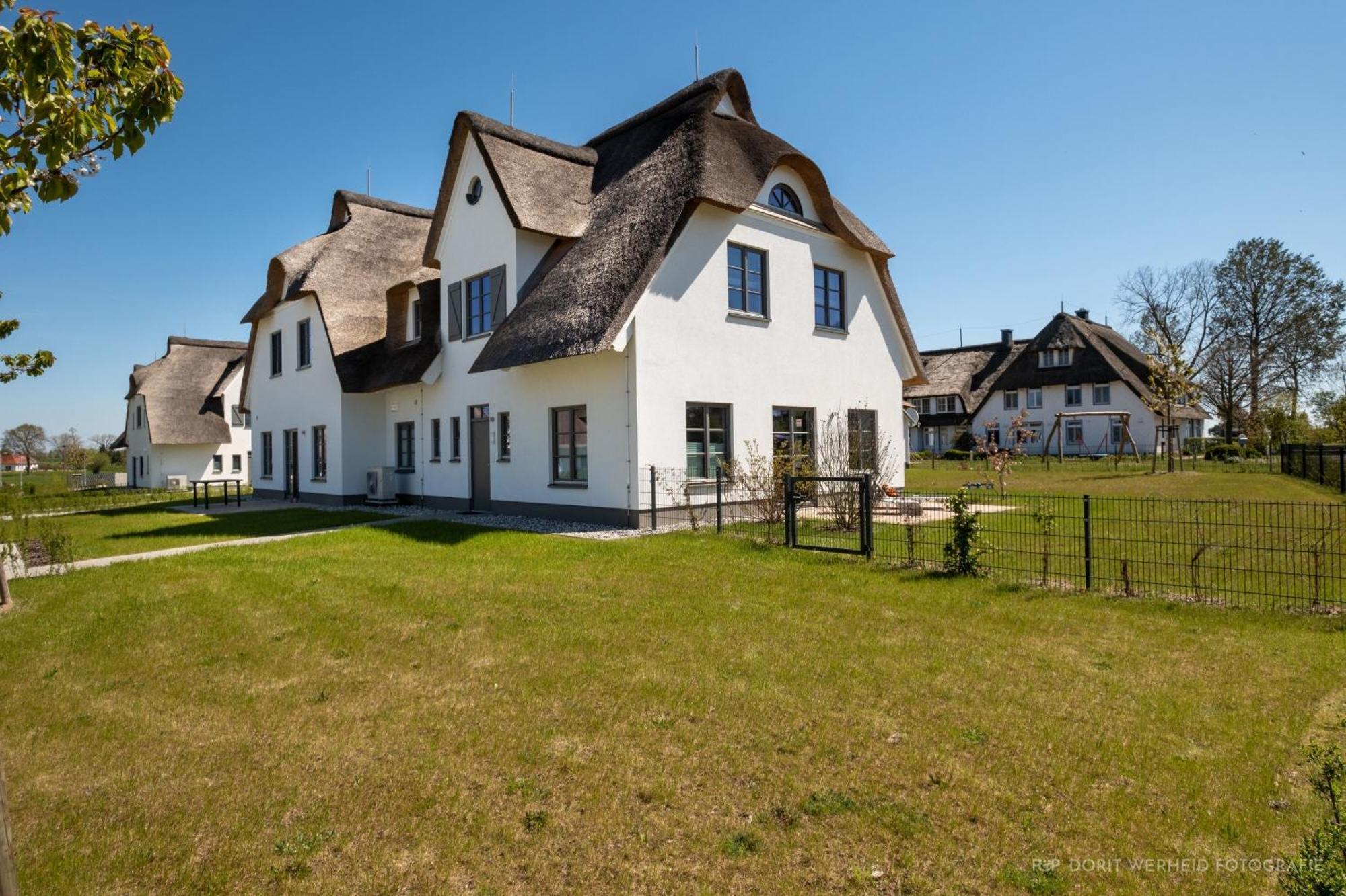 Вилла Inseldomizil Stolpe - Urlaub Unter Reet Auf Usedom Stolpe auf Usedom Экстерьер фото